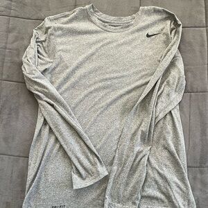 SOLD Nike Men's Heather Gray Dri-FIT Long Sleeve Tee